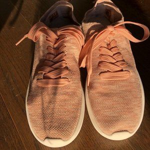 7.5 Women's Clarks Running Shoes